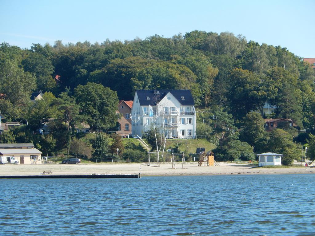 Haus Seeblick Insel Ruegen Lietzow エクステリア 写真