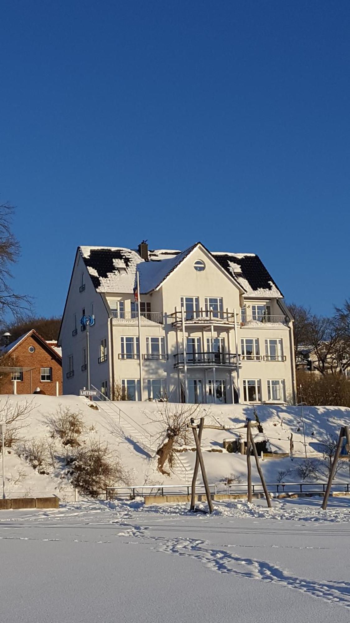 Haus Seeblick Insel Ruegen Lietzow エクステリア 写真