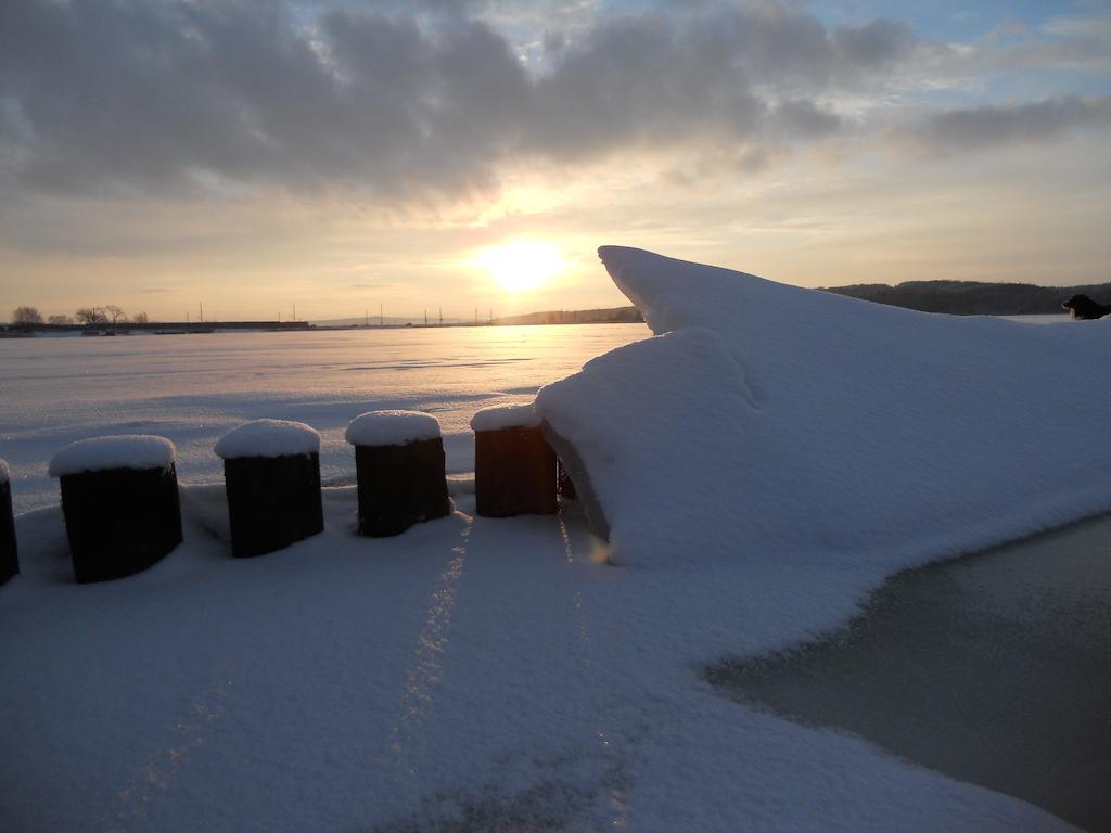 Haus Seeblick Insel Ruegen Lietzow エクステリア 写真
