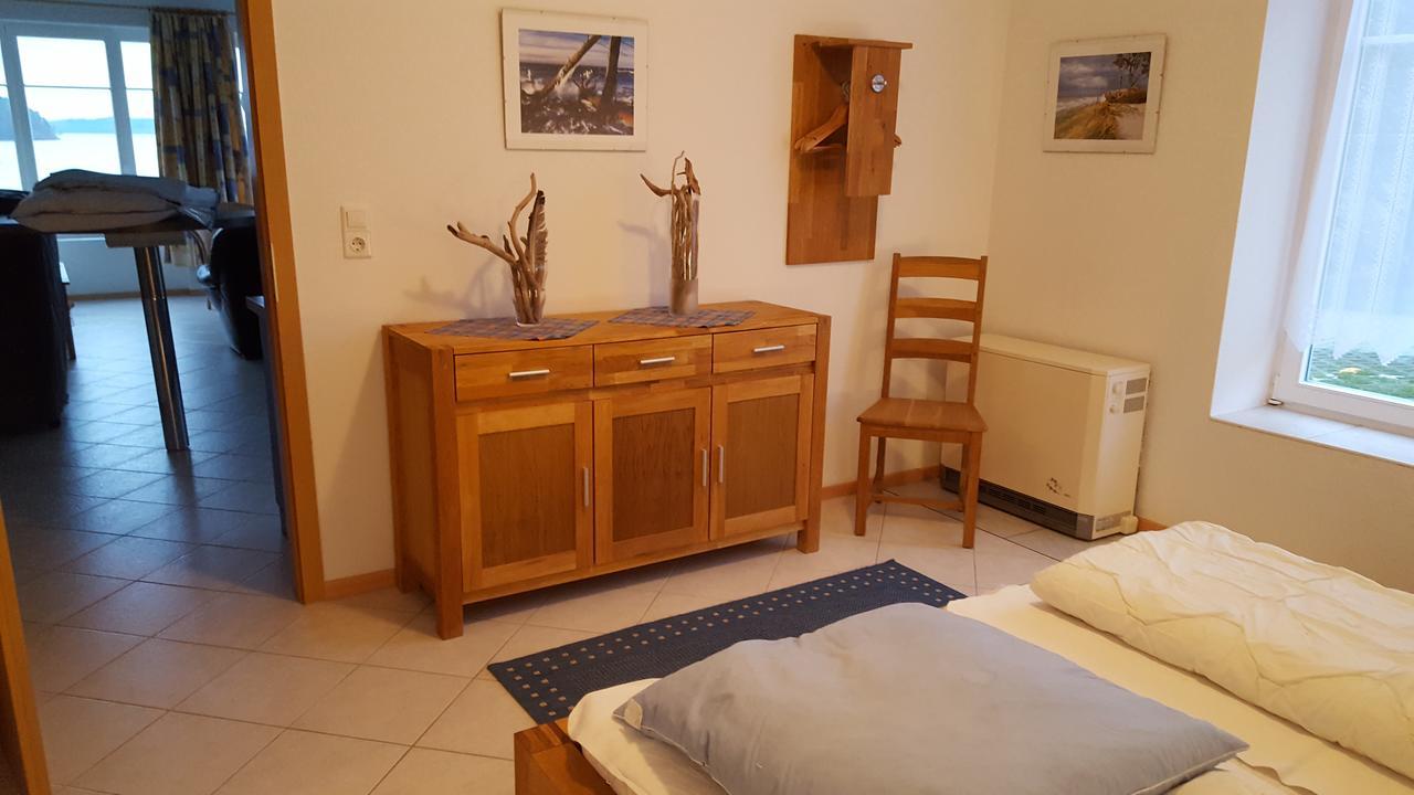 Haus Seeblick Insel Ruegen Lietzow エクステリア 写真